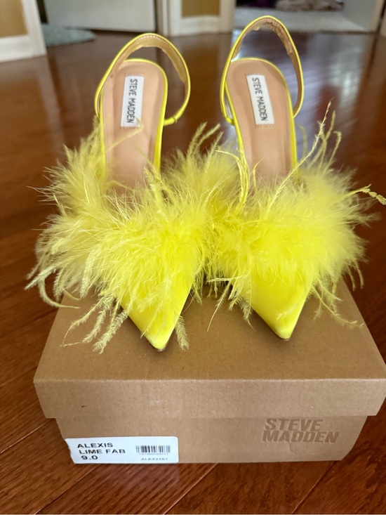 Steve Madden Shoes - Steve Madden Yellow Feathered Pointed-Toe Slingback Heels